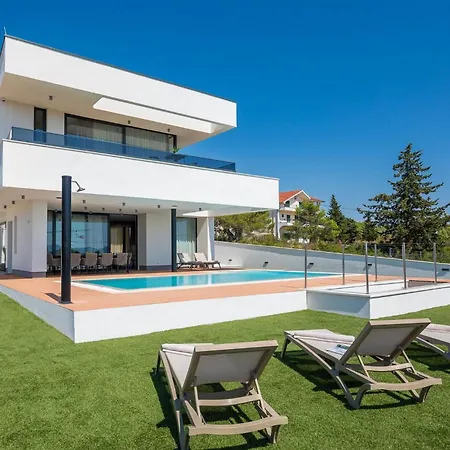 Calvi Prázdninový dům